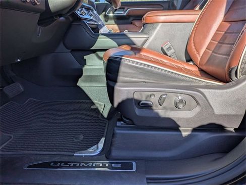 Certified 2024 GMC Sierra 2500 Denali Ultimate image 12