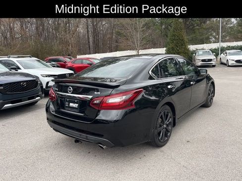 Used 2017 Nissan Altima 2.5 SR w/ Midnight Edition Package image 3