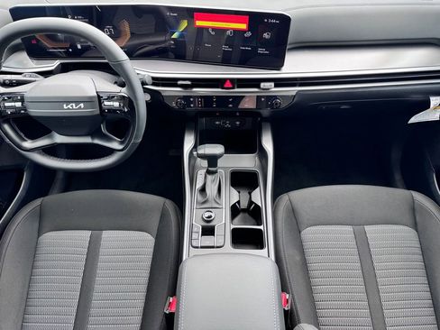 New 2026 Kia Sorento LX FWD image 28