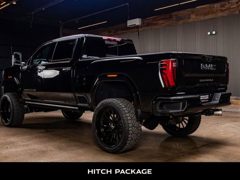 Used 2025 GMC Sierra 2500 Denali Ultimate image 7