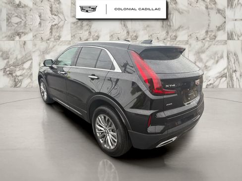 Used 2025 Cadillac XT4 Premium Luxury AWD/4WD image 3