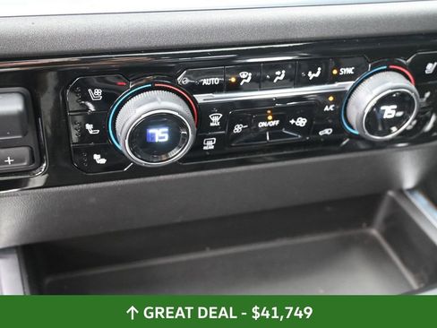 Used 2022 Chevrolet Silverado 1500 High Country w/ High Country Premium Package image 34