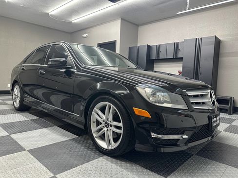 Used 2012 Mercedes-Benz C 300 4MATIC Sedan image 6