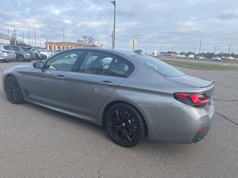 Used 2023 BMW M550i xDrive w/ Executive Package image 10
