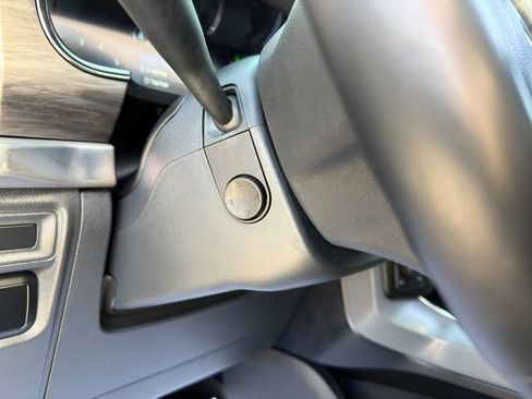 Used 2024 Ford F150 Lariat w/ FX4 Off-Road Package image 50