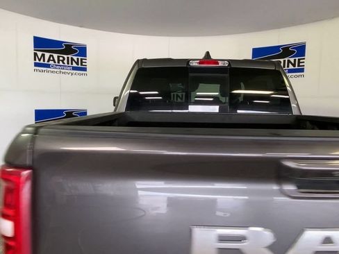 Used 2025 RAM 1500 Laramie AWD/4WD image 9