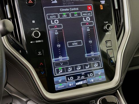 Used 2025 Subaru Outback Premium image 24