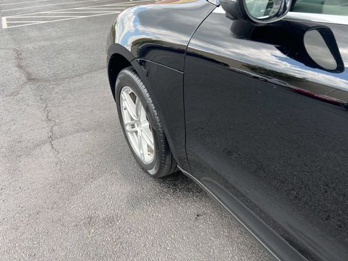 Used 2017 Porsche Macan S image 25