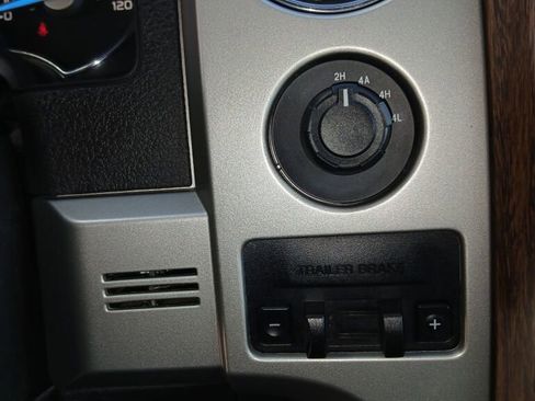 Used 2013 Ford F150 Lariat w/ Lariat Chrome Pkg image 34
