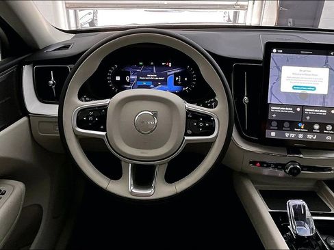 New 2026 Volvo XC60 B5 Ultra w/ Protection Package Premier image 21