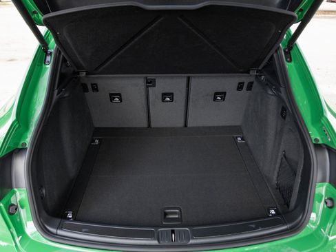 New 2026 Porsche Macan GTS image 30