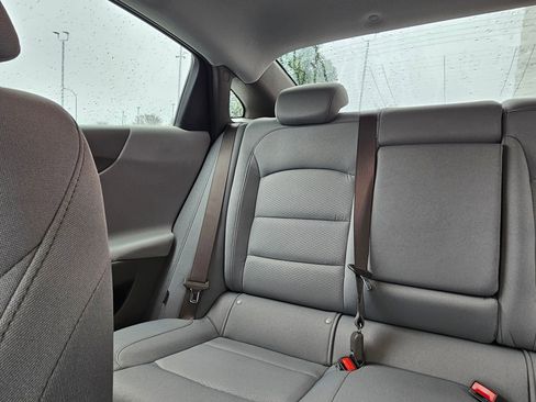 Used 2025 Chevrolet Malibu LT image 24