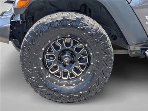 Used 2018 Jeep Wrangler Unlimited Sport AWD/4WD image 24
