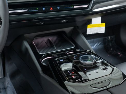 New 2026 BMW 530i xDrive w/ Premium Package image 20