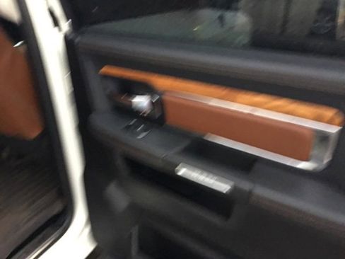 Used 2016 RAM 1500 Laramie Longhorn w/ Convenience Group image 19