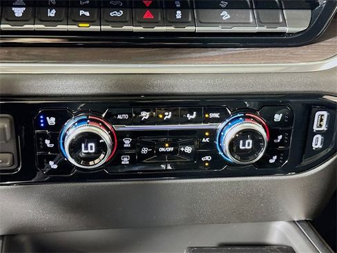 New 2025 GMC Sierra 2500 SLT w/ Texas SLT Premium Package image 10