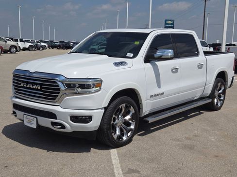 Used 2022 RAM 1500 Limited w/ Body Color Bumper Group AWD/4WD image 7