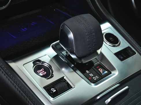 Used 2023 Jaguar F-PACE S AWD/4WD image 45