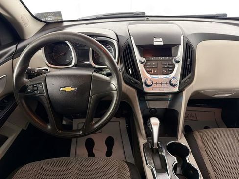 Used 2011 Chevrolet Equinox LT image 21