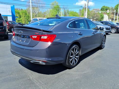 Used 2025 Chevrolet Malibu RS FWD image 4