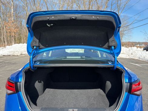 Used 2025 Nissan Sentra SV image 29