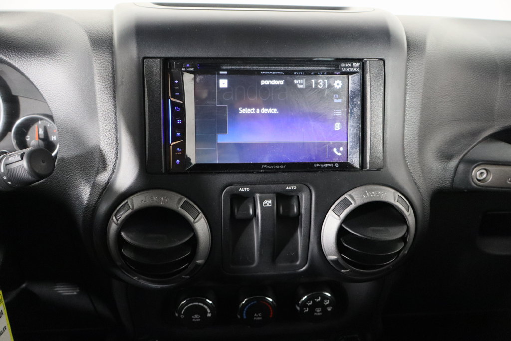 Used 2014 Jeep Wrangler Sport w/ Quick Order Package 24S AWD/4WD image 18
