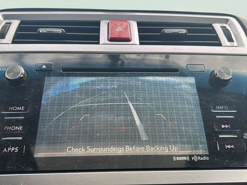 Used 2015 Subaru Legacy 2.5i Premium w/ Moonroof Package AWD/4WD image 9