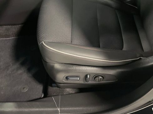 Used 2023 Chevrolet TrailBlazer RS image 20