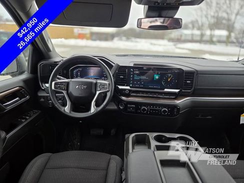 Used 2023 Chevrolet Silverado 1500 RST image 10