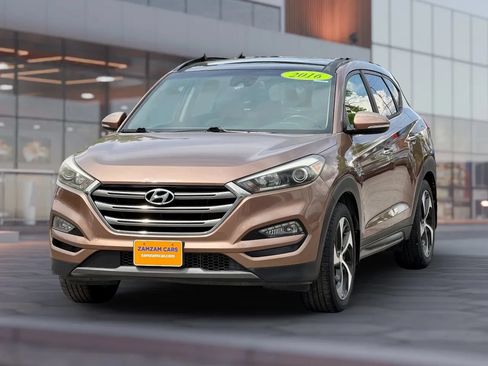 Used 2016 Hyundai Tucson Limited w/ Option Group 03 AWD/4WD image 3