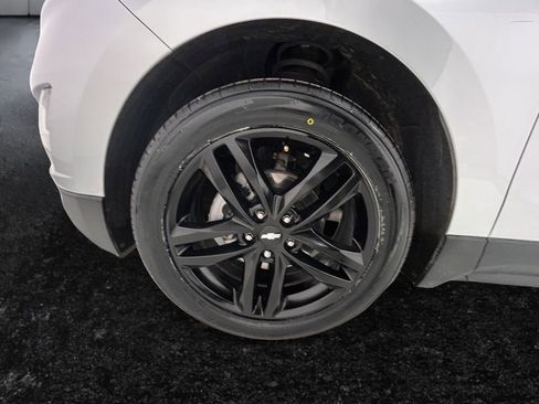 Used 2021 Chevrolet Equinox LT image 27