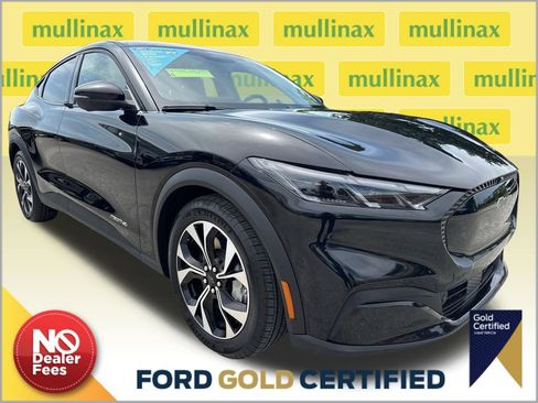 Used 2025 Ford Mustang Mach-E Select AWD/4WD image 1