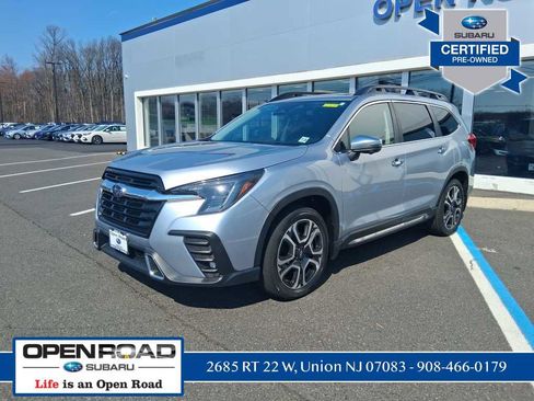 Used 2023 Subaru Ascent Touring image 3