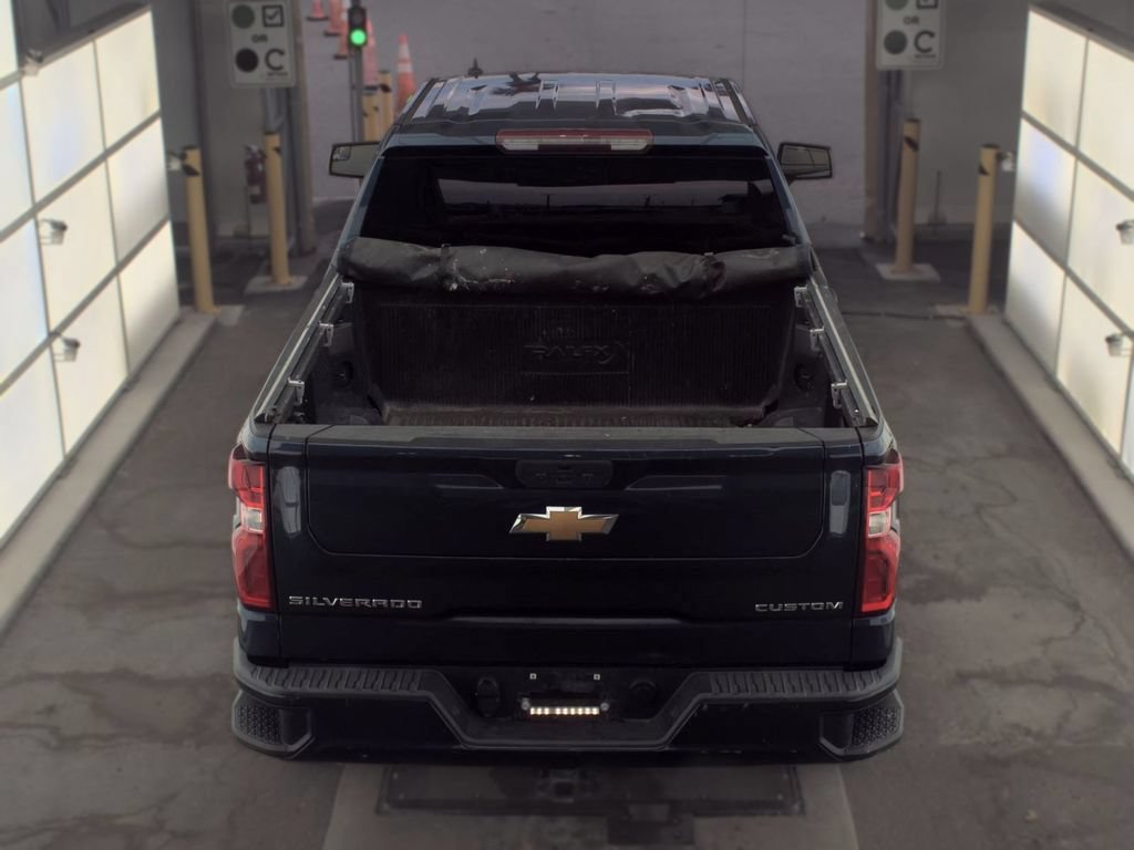 Used 2022 Chevrolet Silverado 1500 Custom w/ Safety Confidence Package RWD image 5