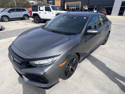 Used 2018 Honda Civic Sport Touring image 7