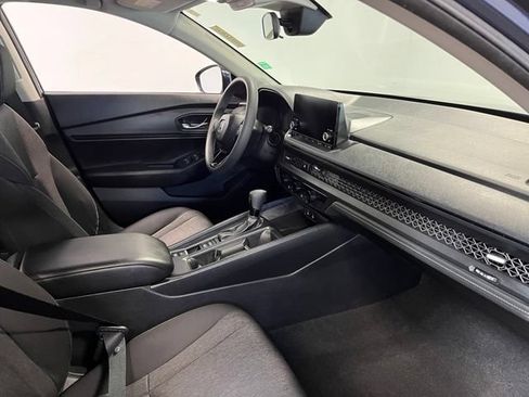 Used 2024 Honda Accord EX image 11