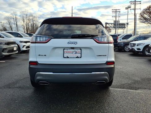 Used 2019 Jeep Cherokee Limited image 20