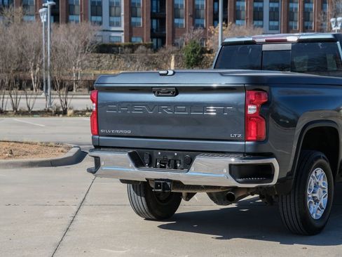 Used 2020 Chevrolet Silverado 2500 LTZ w/ LTZ Texas Edition AWD/4WD image 26
