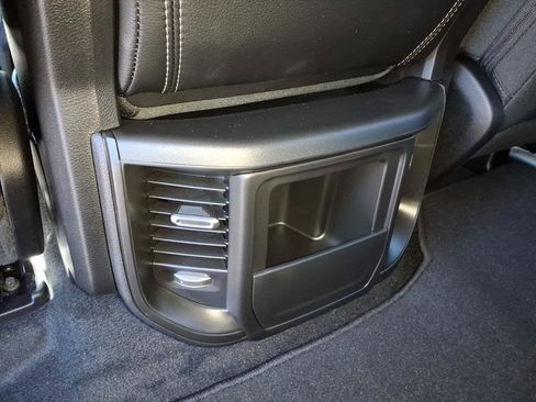 New 2026 RAM 1500 Tradesman AWD/4WD image 17