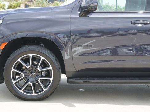Used 2024 Chevrolet Tahoe RST w/ Luxury Package AWD/4WD image 10
