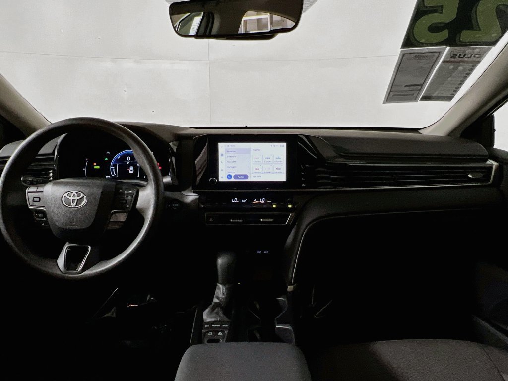 Used 2025 Toyota Camry LE w/ Convenience Package FWD image 27