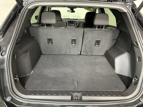 Used 2024 Chevrolet Equinox LT AWD/4WD image 12