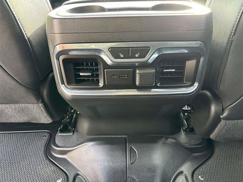 Used 2021 GMC Sierra 1500 AT4 w/ AT4 Value Package image 10