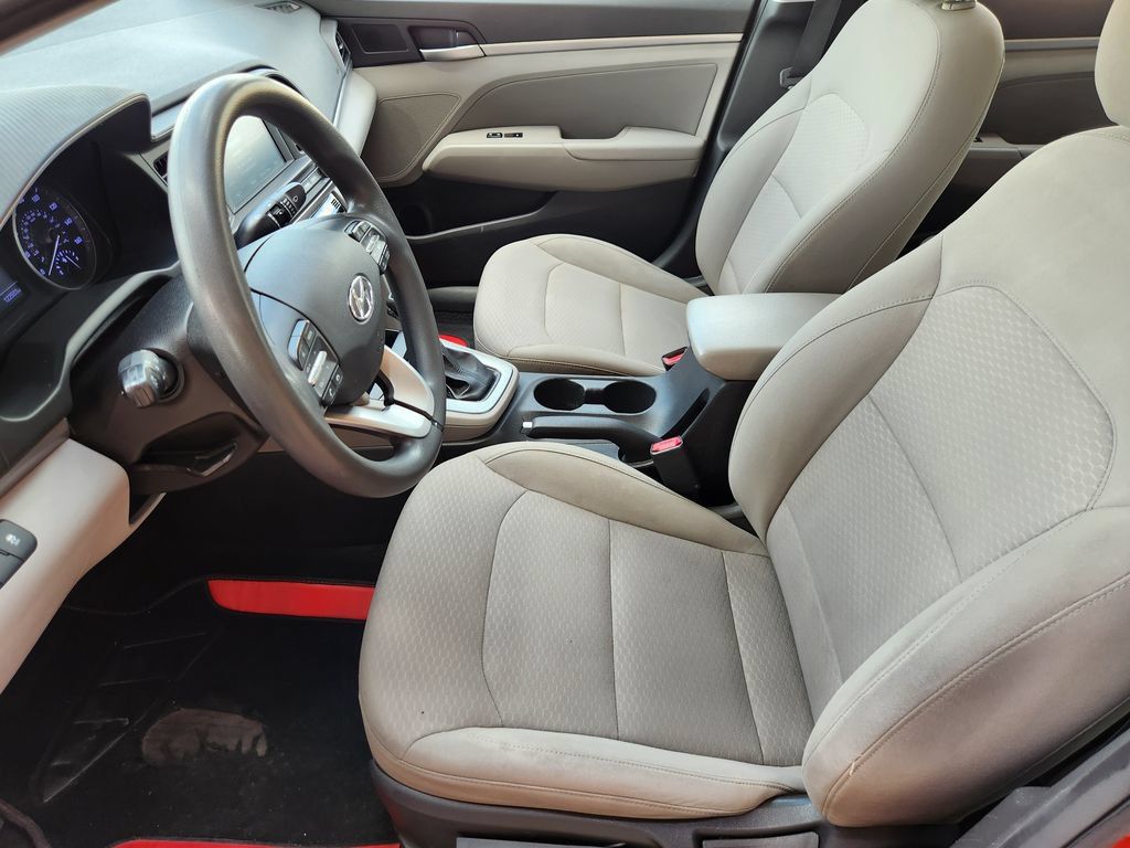 Used 2020 Hyundai Elantra SEL FWD image 15
