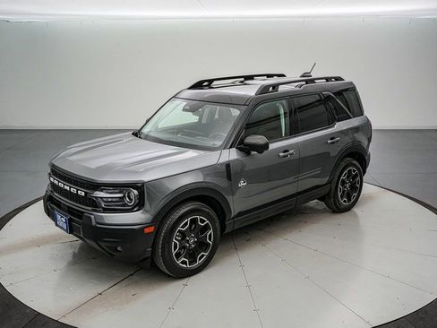 Certified 2025 Ford Bronco Sport Outer Banks w/ Outer Banks Tech Package+ image 8