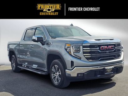 Used 2025 GMC Sierra 1500 SLT w/ SLT Convenience Package