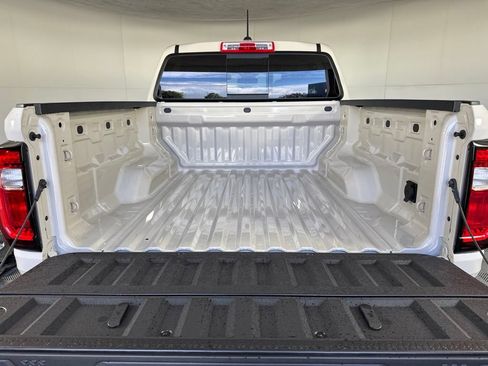 New 2026 GMC Canyon Elevation w/ Convenience Package AWD/4WD image 32