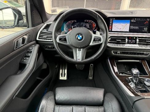 Used 2021 BMW X5 xDrive40i w/ M Sport Package image 13