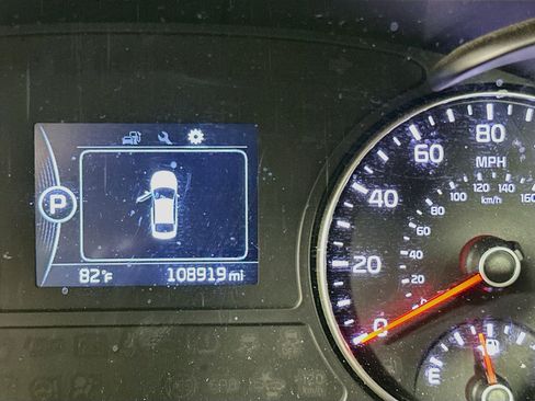 Used 2016 Kia Optima LX FWD image 19