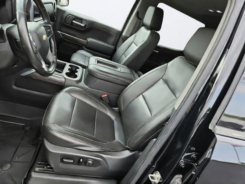 Used 2020 Chevrolet Silverado 1500 LTZ w/ LTZ Premium Package AWD/4WD image 12